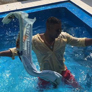 Meet your Posher, Pablo josé